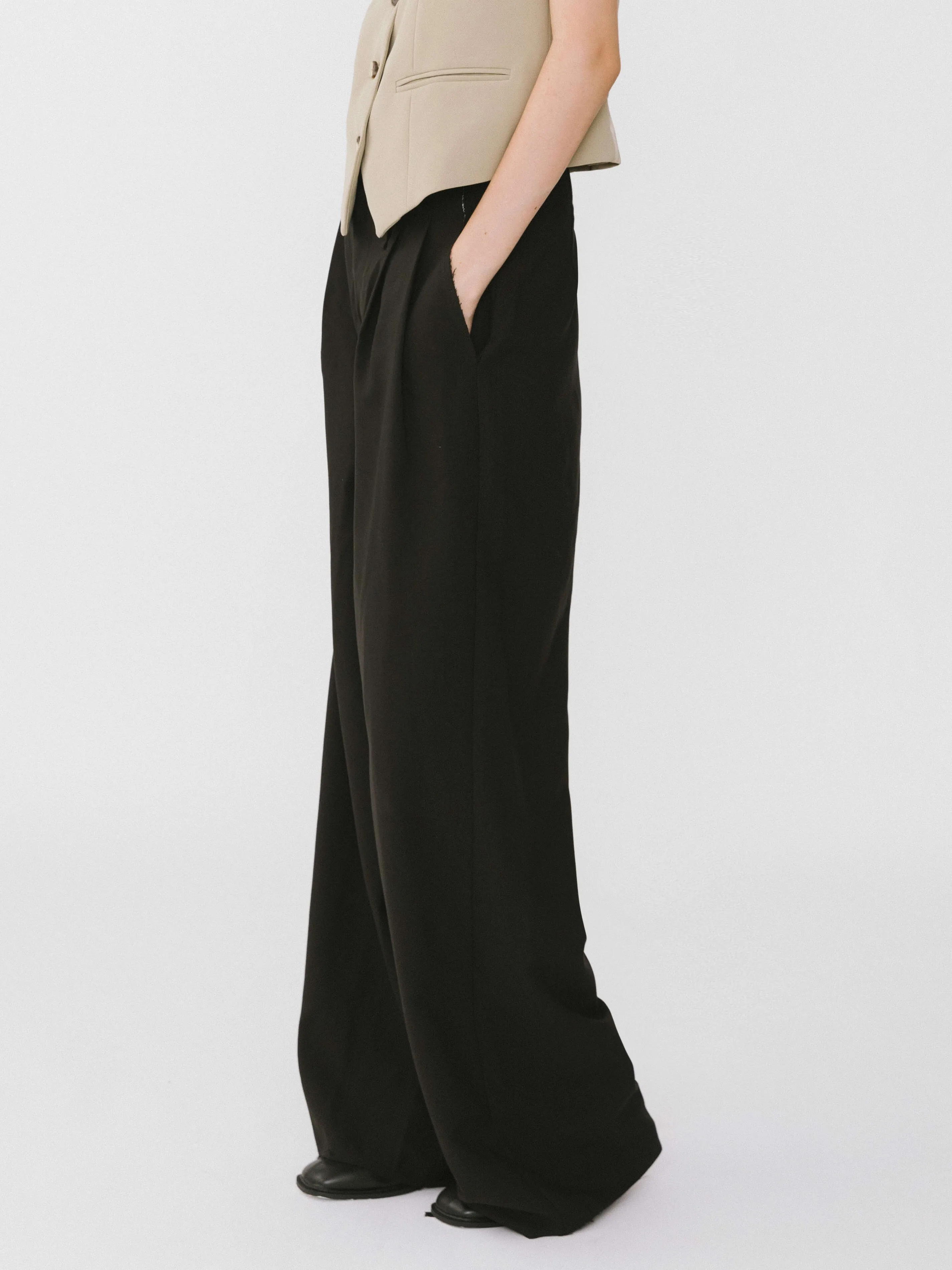 Asymmetric Waistband Tailored Trousers