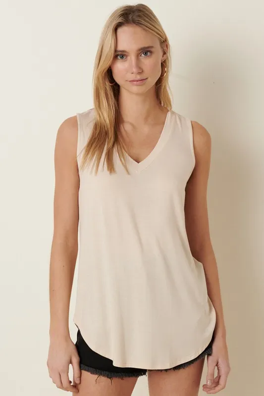 BAMBOO V-NECK SLEEVELESS TOP