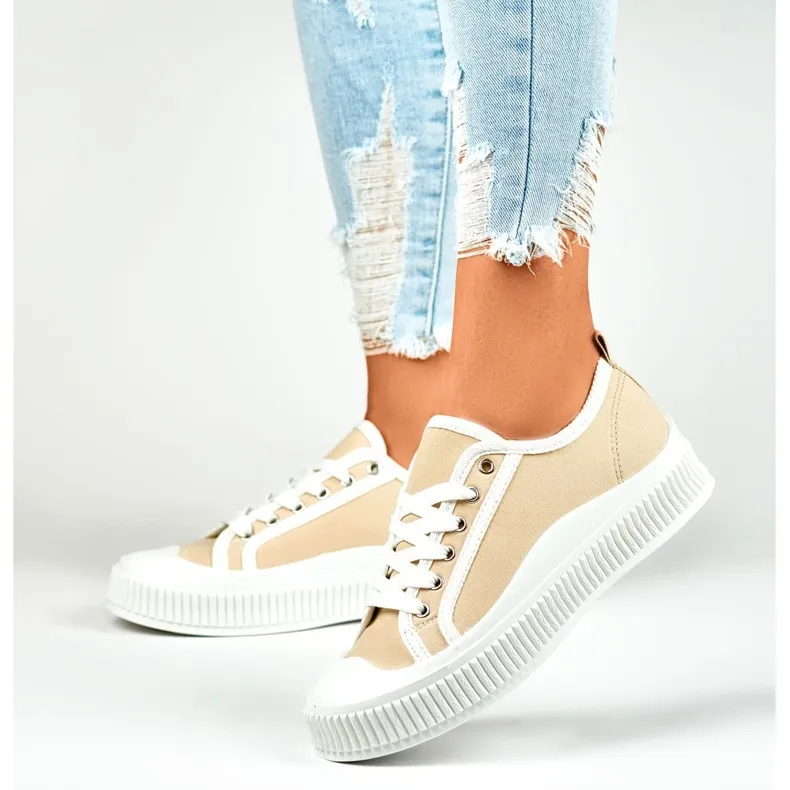 Beige women's sneakers with a white sole