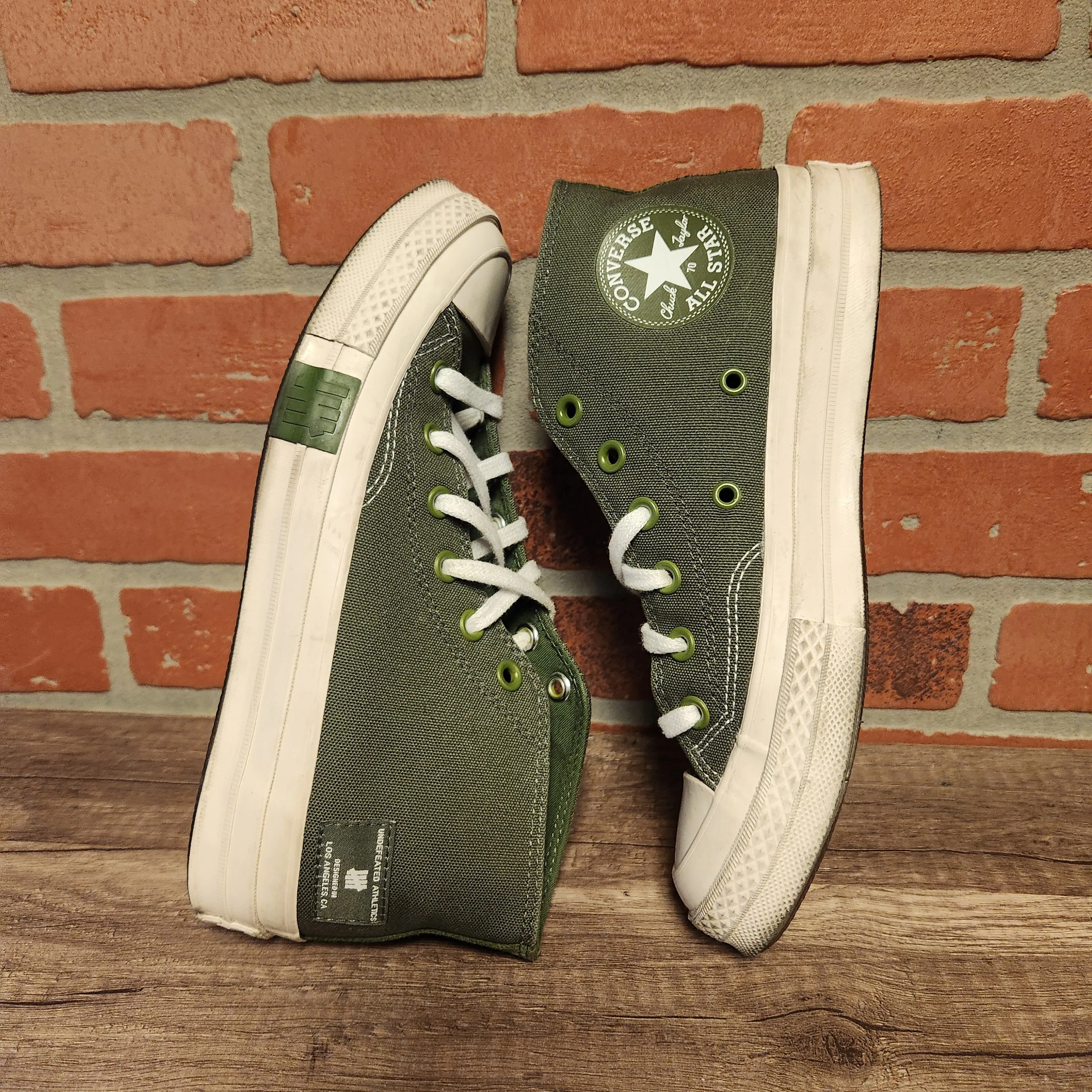 Converse Chuck 70 Mid Undefeated