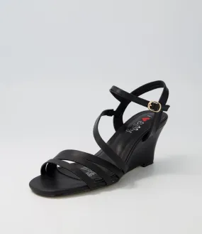 I LOVE BILLY Okeey Black Sandals