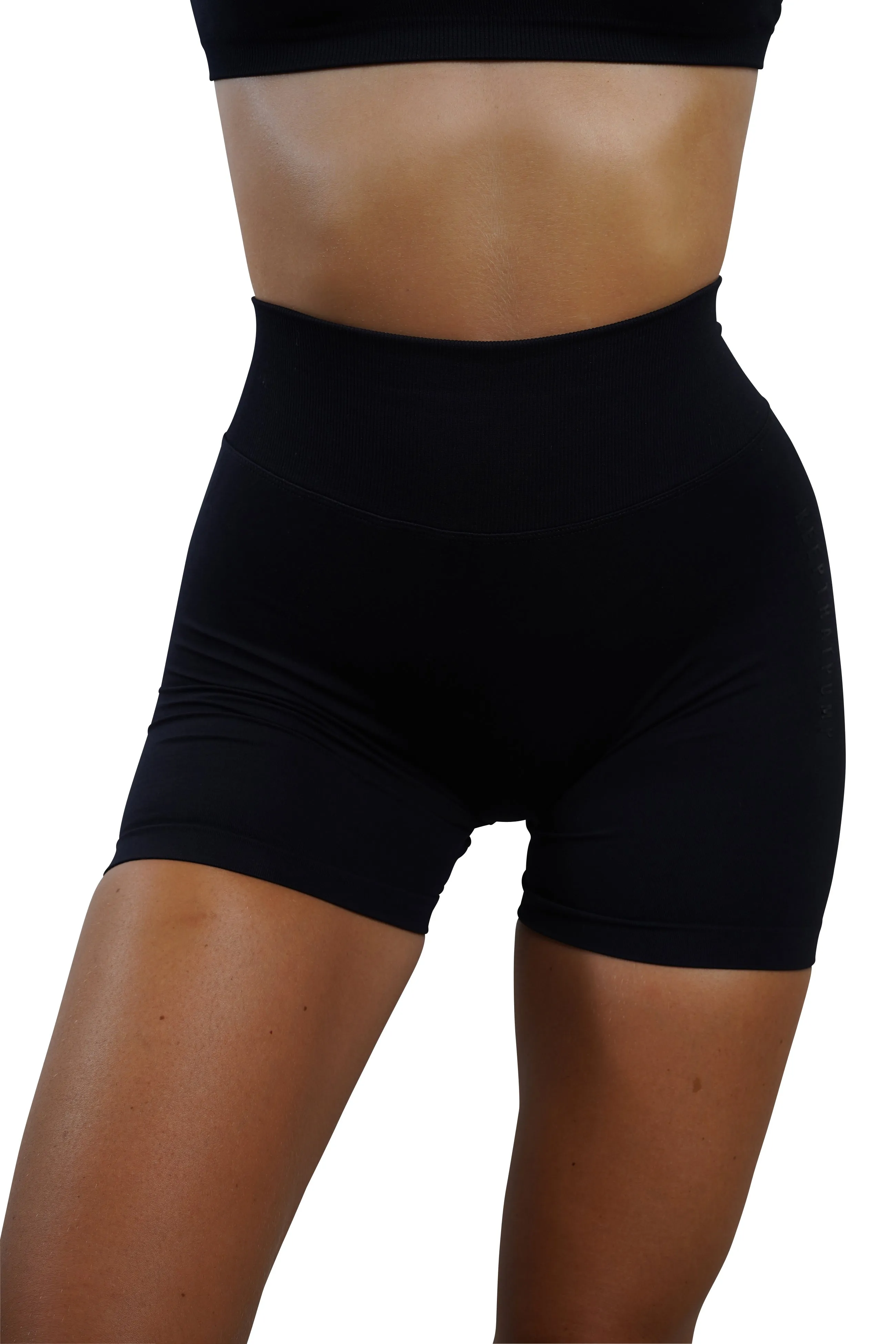 Minimal Shorts - Black