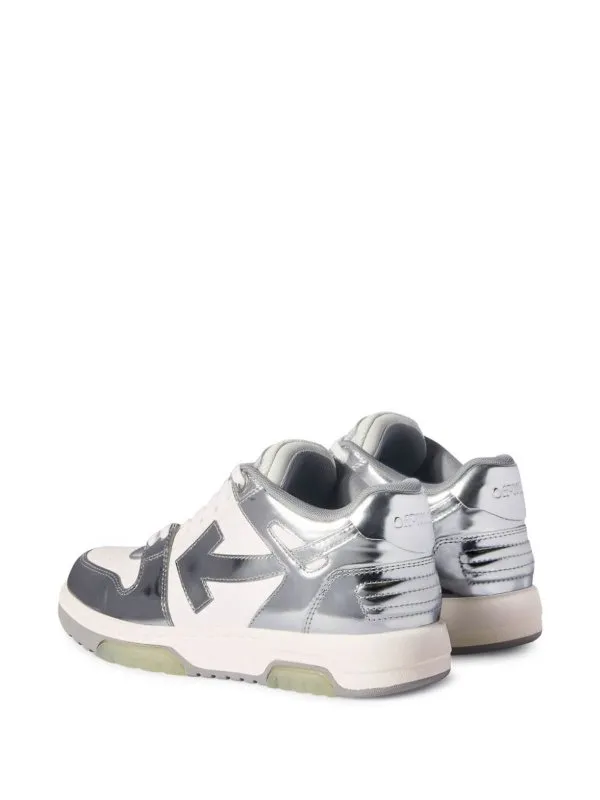 Off-White Pannelled sneakers