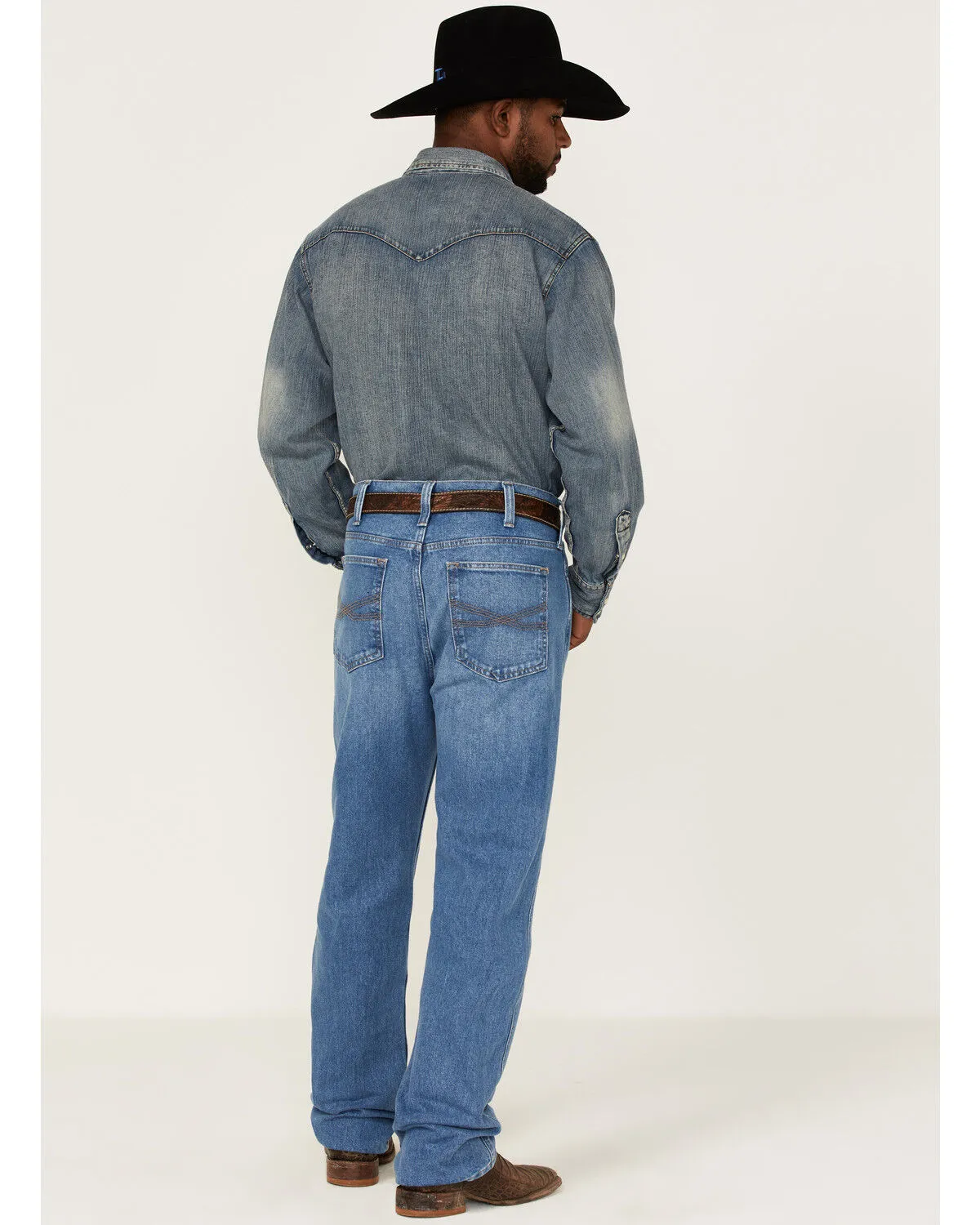 Product Name:  Blue Ranchwear Men's Bronc Rider Light Medium Wash Rigid Regular Straight Jeans