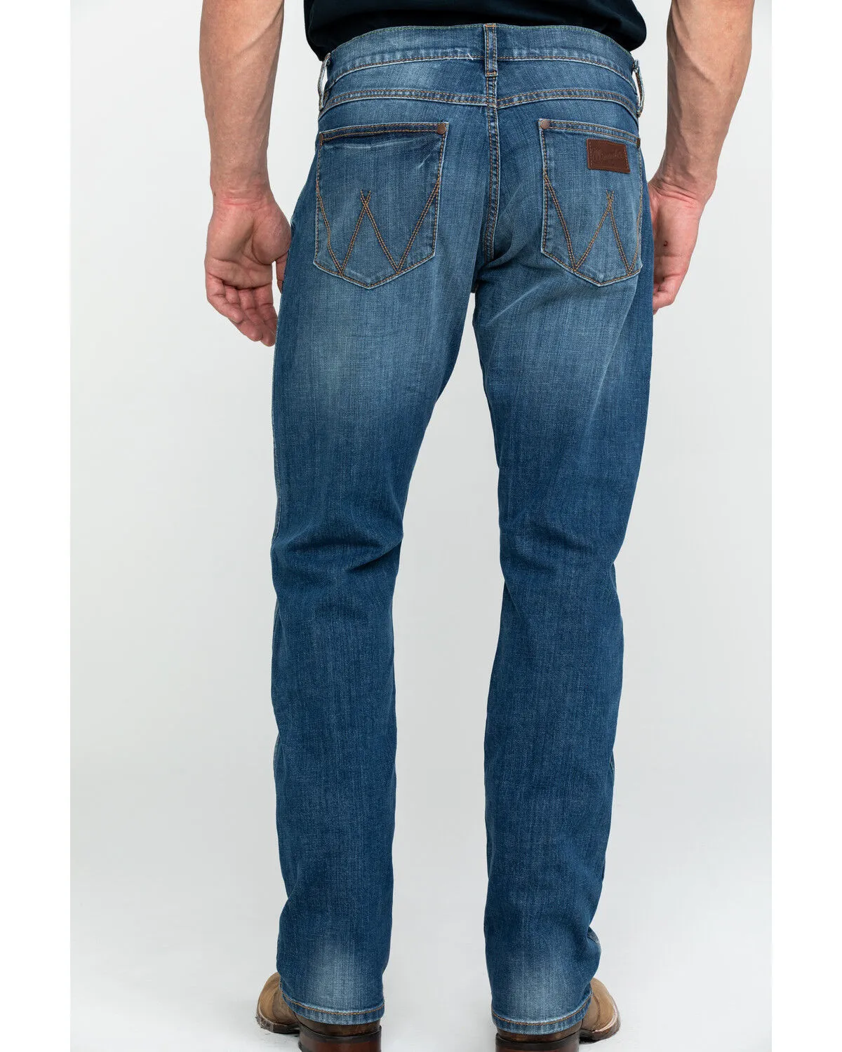 Product Name:  Wrangler Retro Men's Cottonwood Medium Wash Slim Straight Jeans