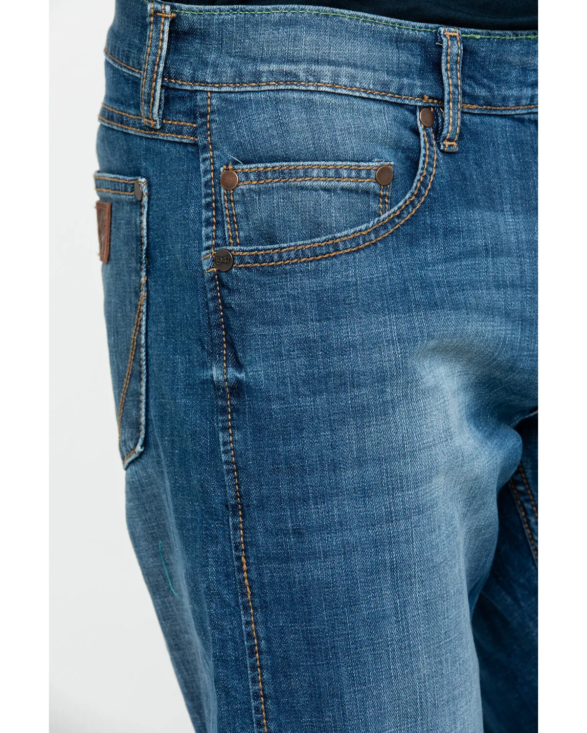 Product Name:  Wrangler Retro Men's Cottonwood Medium Wash Slim Straight Jeans