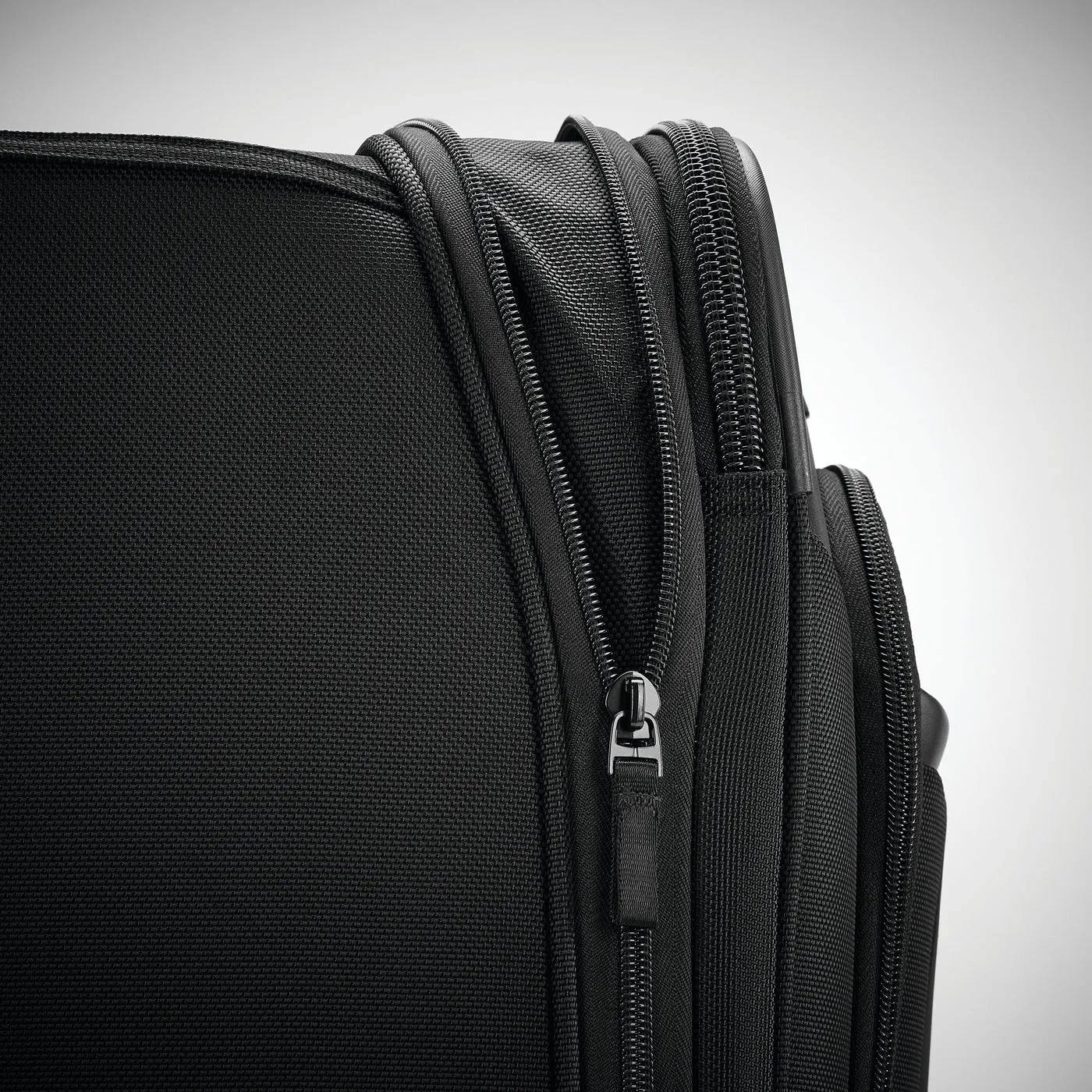 Samsonite  Pro Travel 25