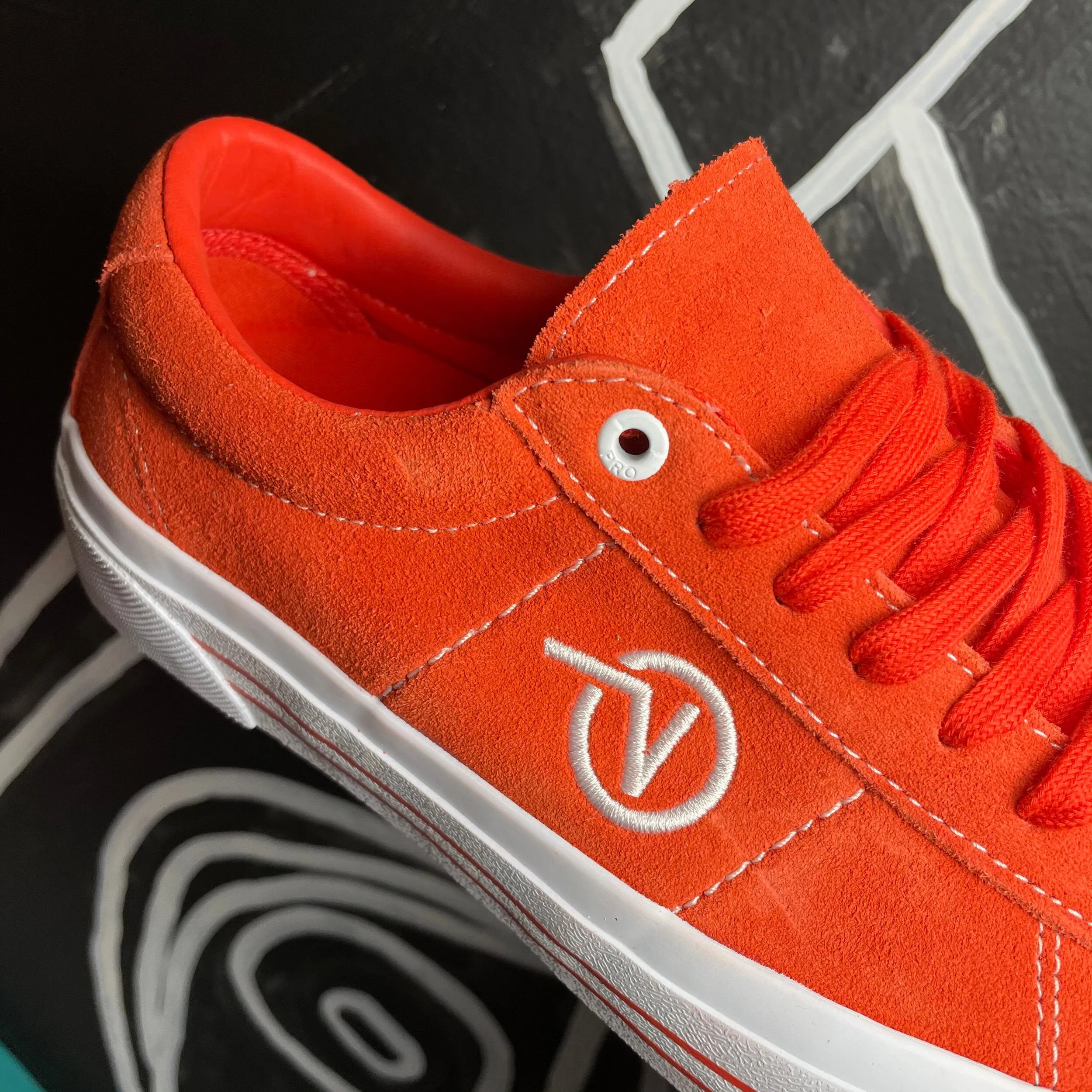 VANS SADDLE SID PRO TOMATO/WHITE