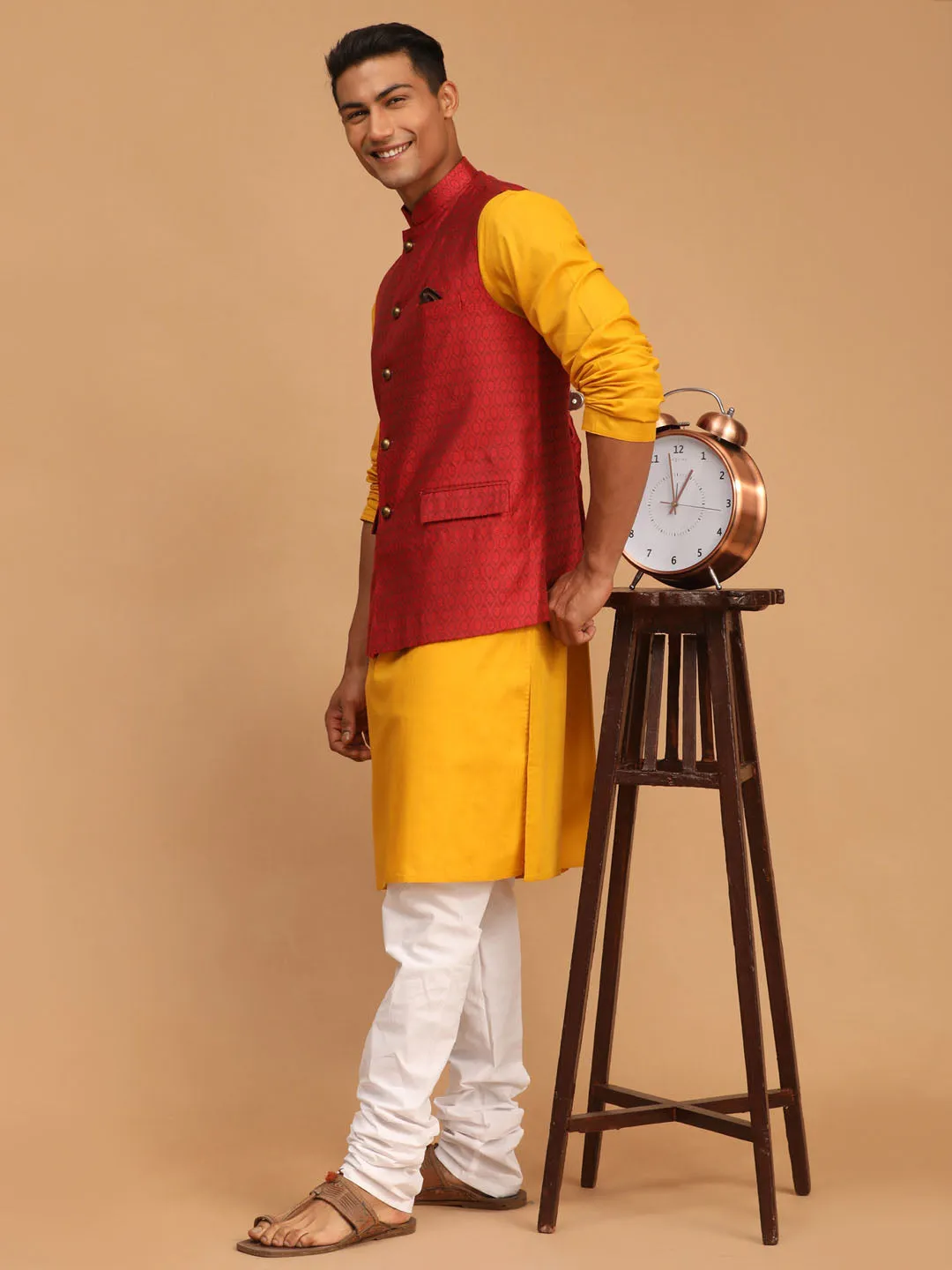 VASTRAMAY Men's Maroon Jacquard Nehru Jacket with Kurta Pyjama Set