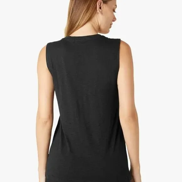 Women's Signature Scoop Tank