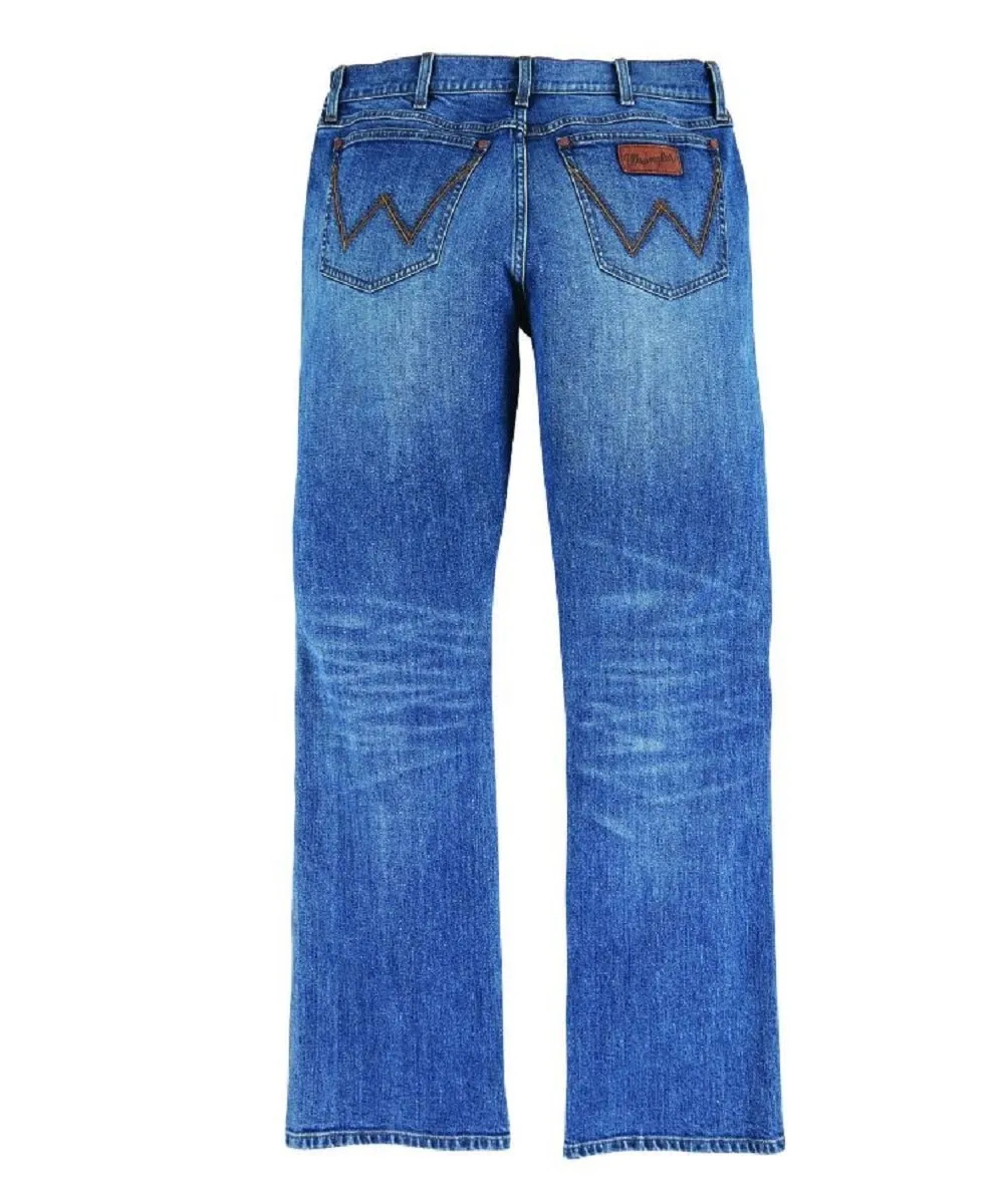 Wrangler Men's Retro Relaxed Boot Cut Jean